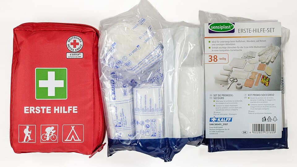 Kit premiers secours